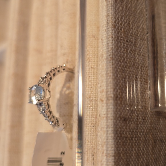 10KW GOLD GENUINE AQUAMARINE  & DIAMOND RING SIZE 7 - Picture 2 of 16